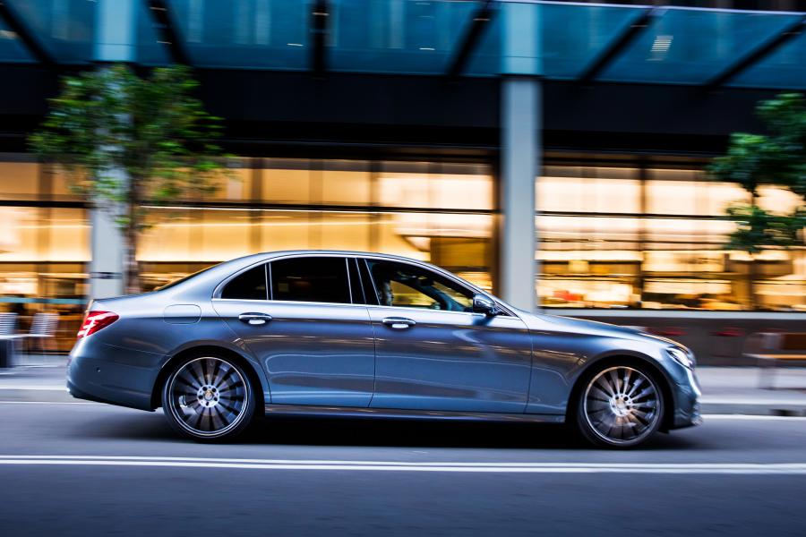  Mercedes-Benz E200 2016 года  (AU) (фото 6 из 15)